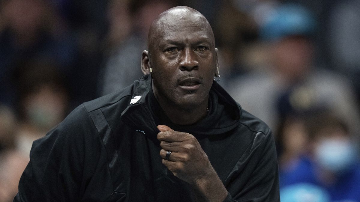Michael Jordan se vrací do koloběhu NBA